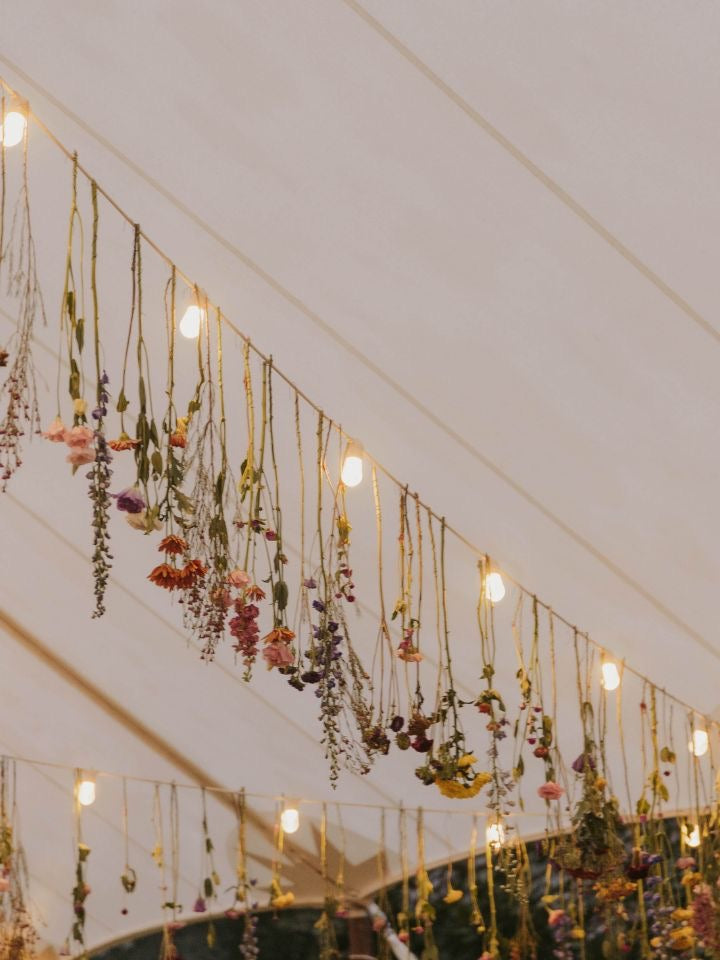 Torkade blommor till midsommar – för ett hållbart och vackert firande